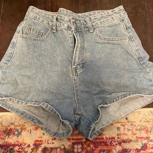 Light wash denim shorts high waisted
